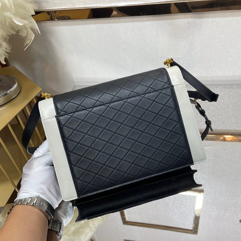 Amelia - YSL Bag - 3750