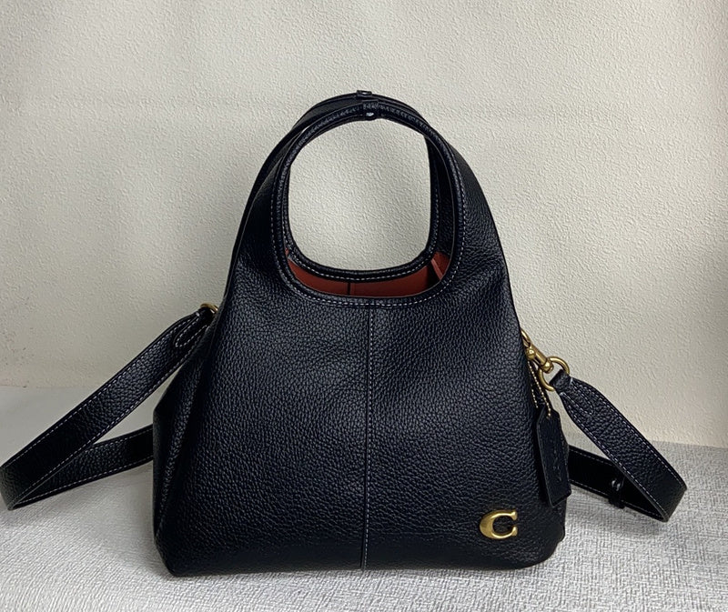 Amelia-i CAH Bags - 040