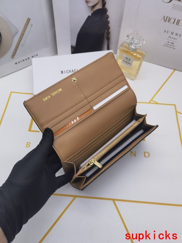 Amelia- Mix Wallets - 637