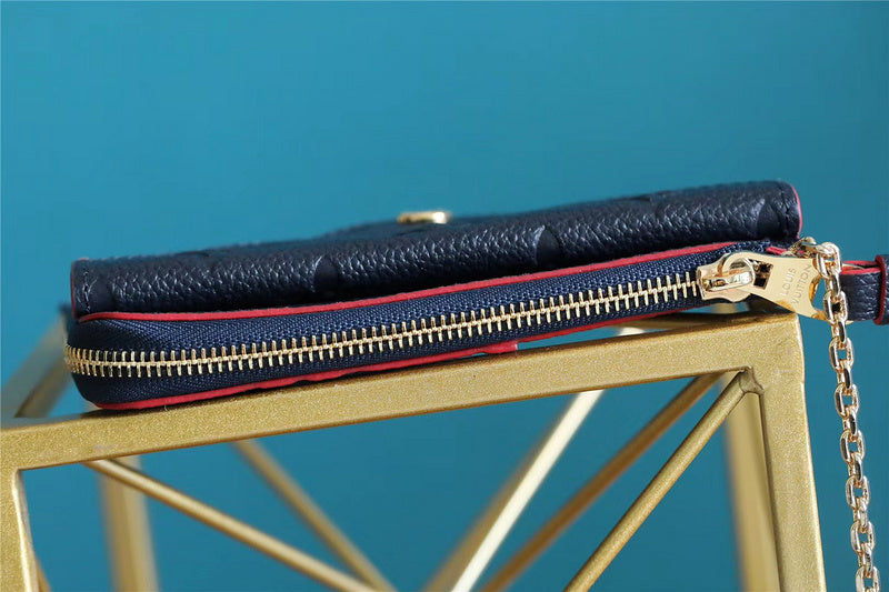 Fan Fashion Lu-Vi bags - 8993