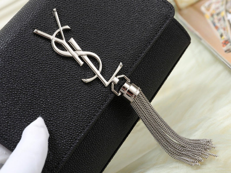 Amelia - YSL Bag - 3553