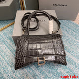 Amelia- BG Hourglass Bags - 176