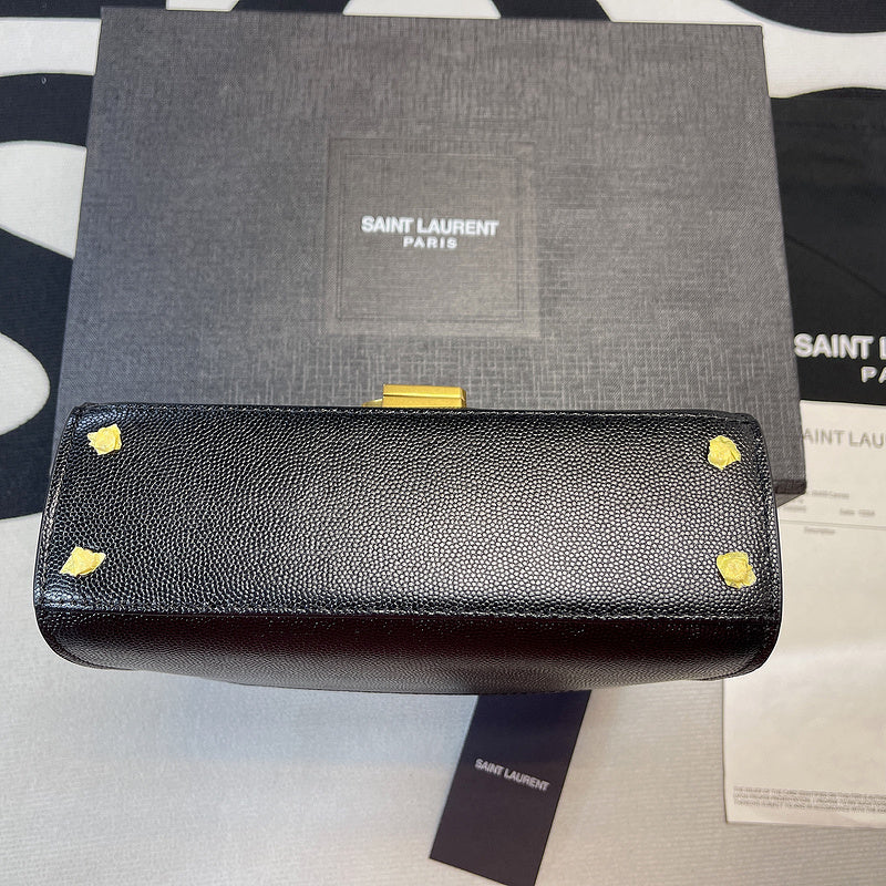 Amelia - YSL Bag - 2203