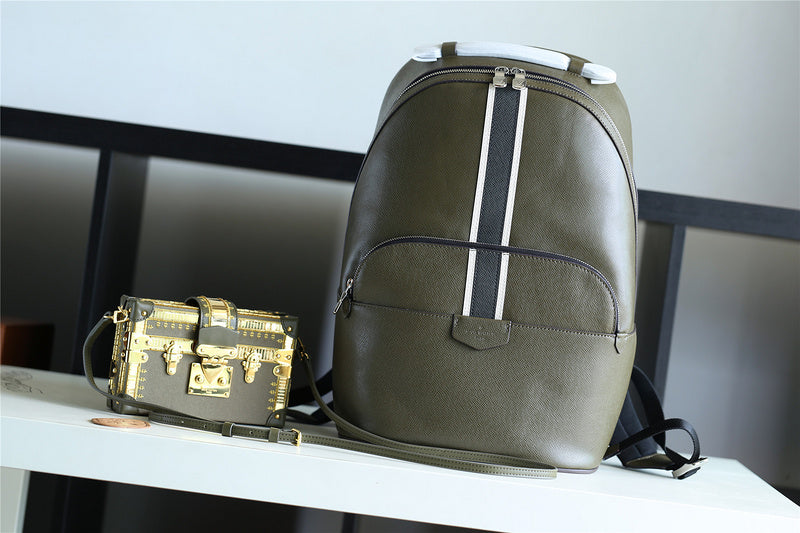 Fan Fashion Lu-Vi bags - 9734