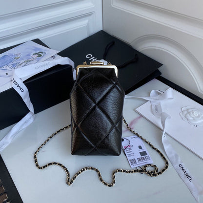 Wellow Bags - Chanel - Bags  - 558