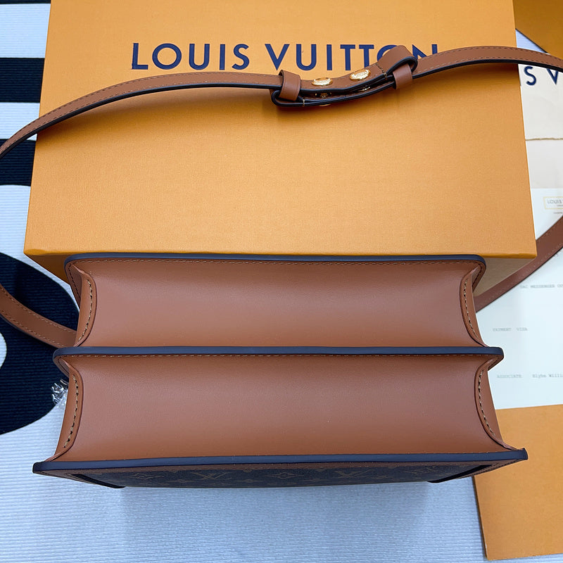 Fan Fashion Lu-Vi bags - 8138