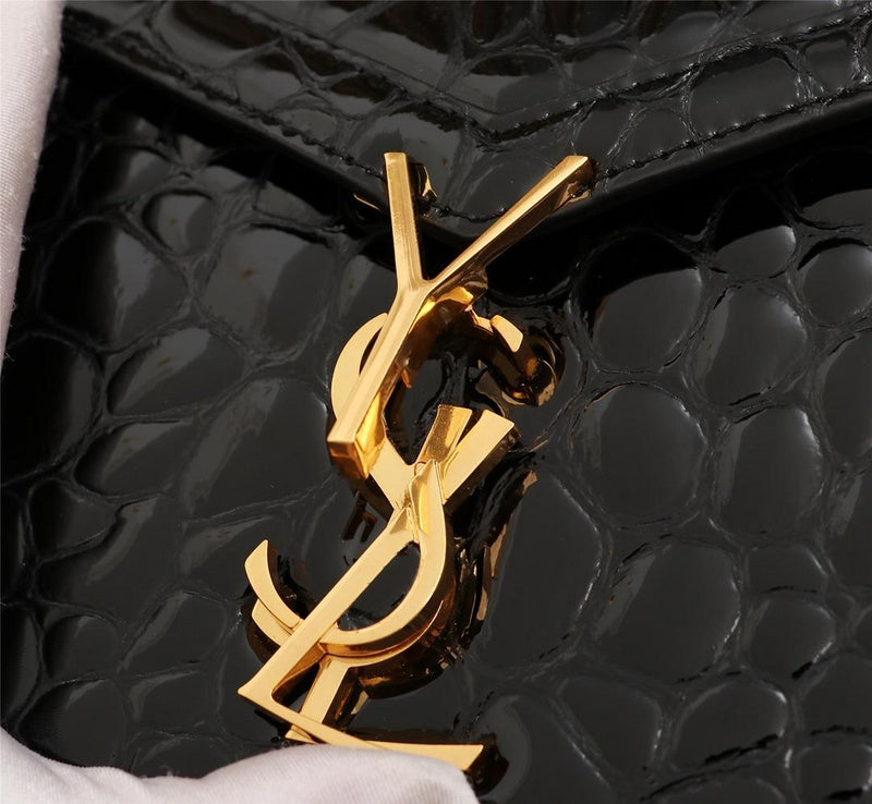 Amelia - YSL Bag - 2864