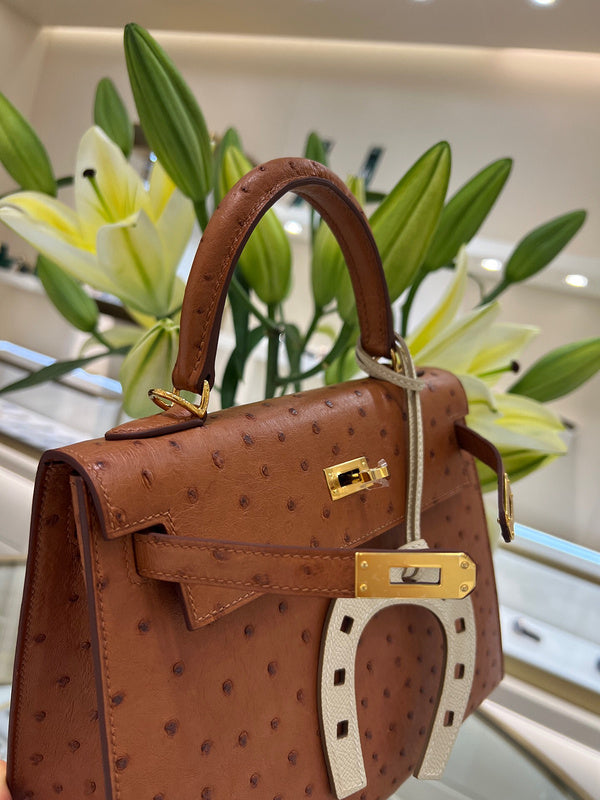 Amelia - HMS Bags - 1606