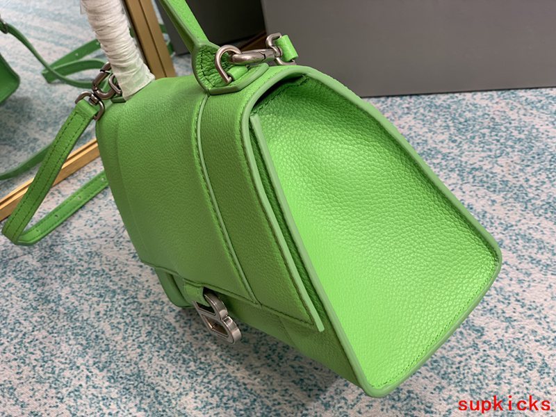 Amelia- BG Hourglass Bags - 175