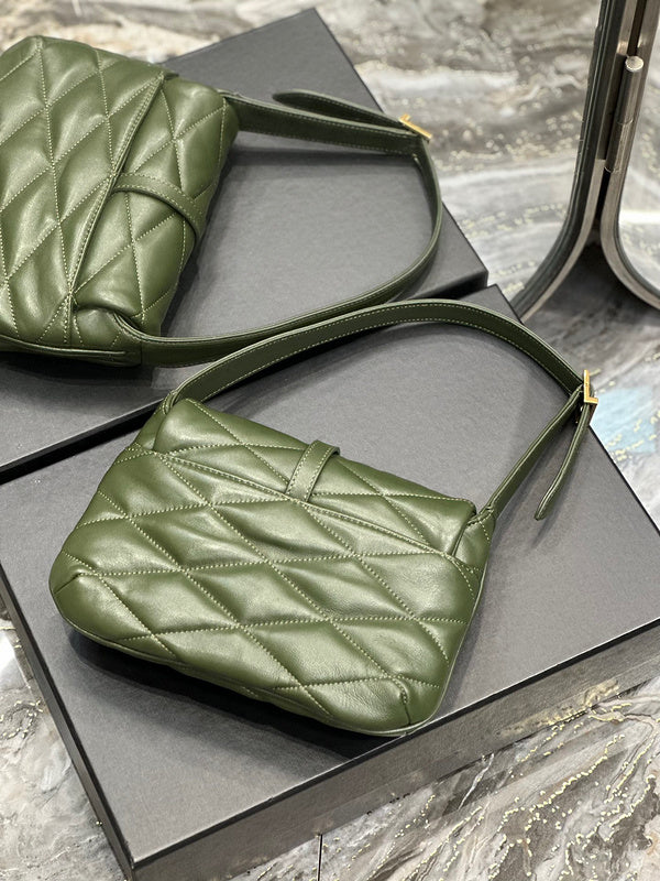 Amelia - YSL Bag - 1767