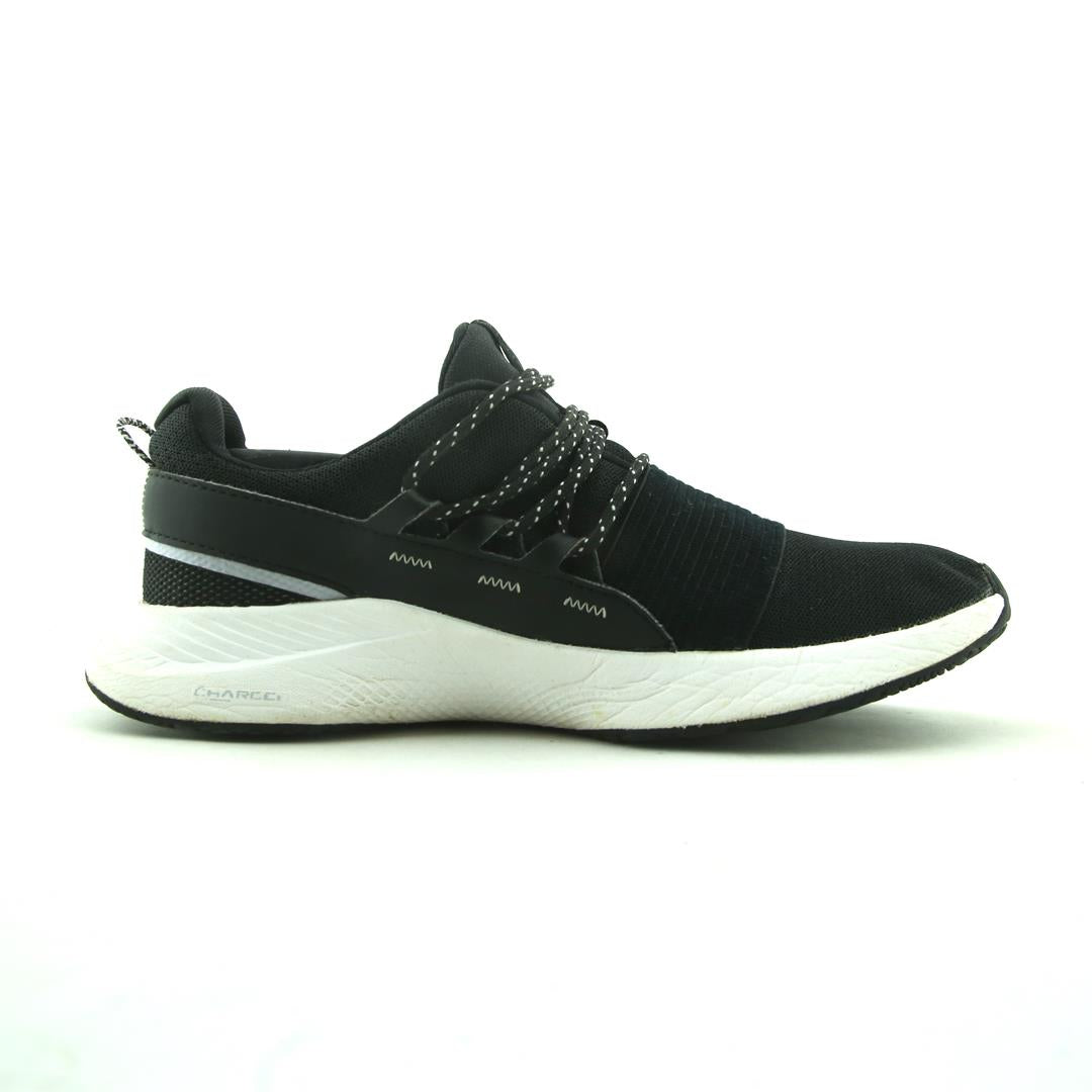 UNDER ARMOUR CHARGED BREATHE