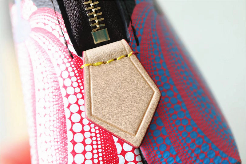 Fan Fashion Lu-Vi bags - 8750