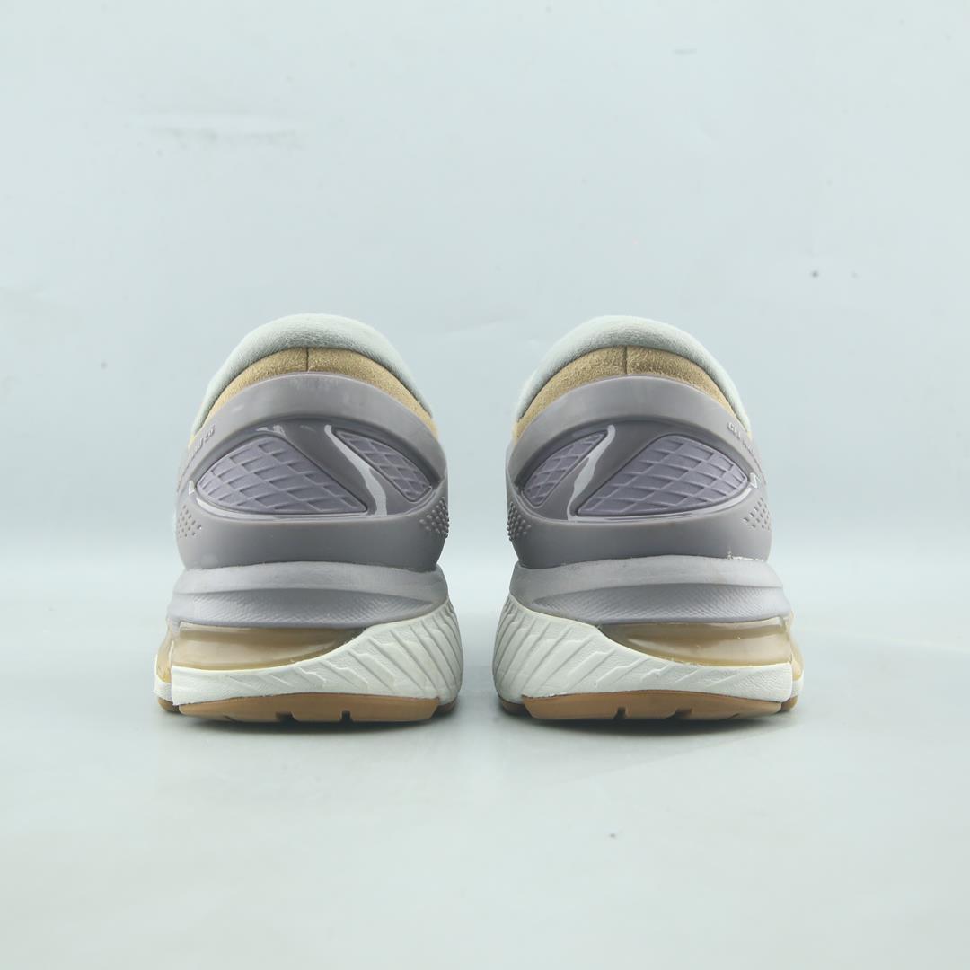 ASICS  GEL-KAYANO 26