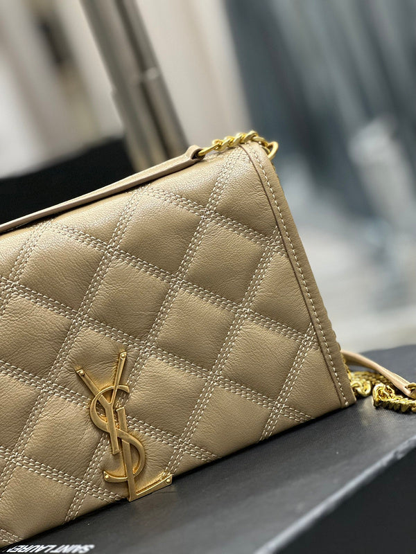 Amelia - YSL Bag - 2465