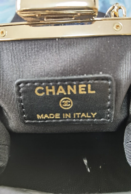 Wellow Bags - Chanel - Bags  - 388