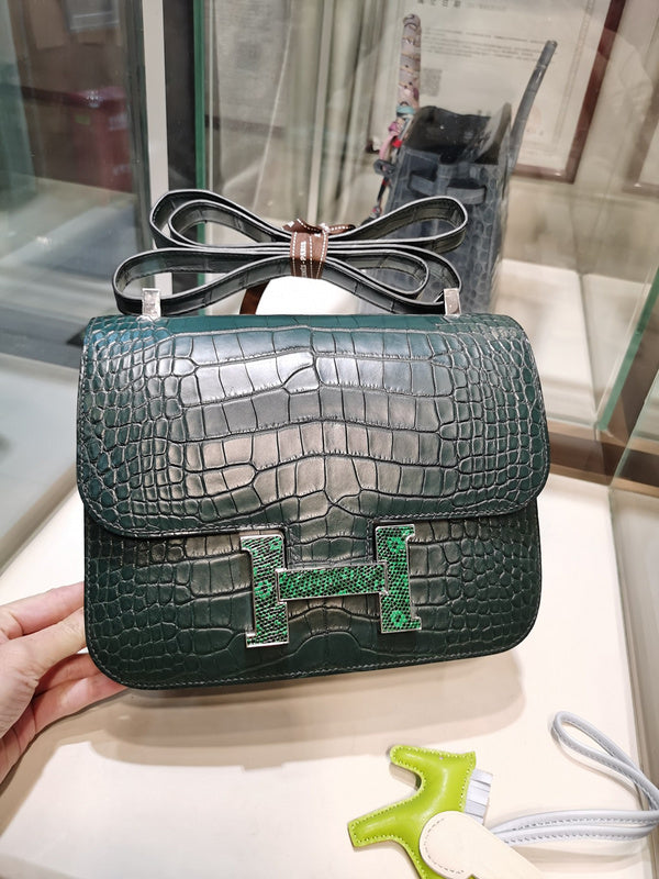 Amelia - HMS Bags - 1795