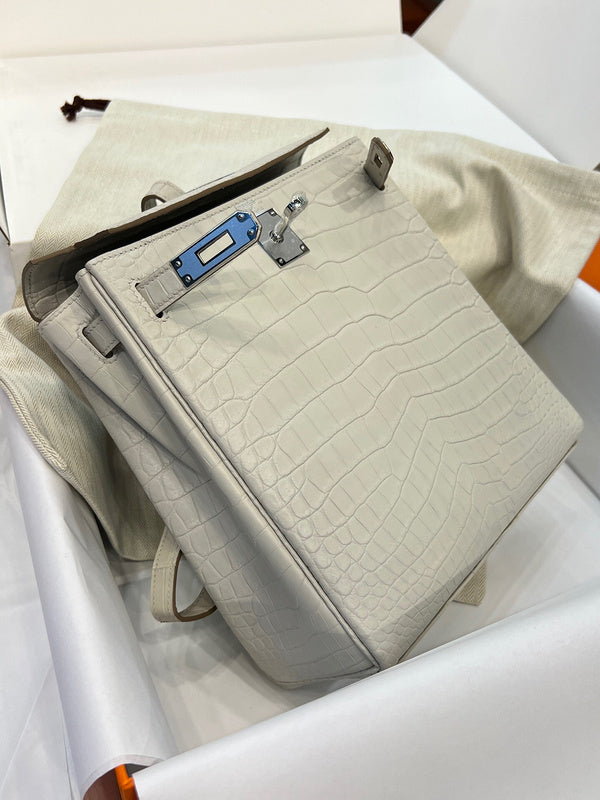 Amelia - HMS Bags - 1466
