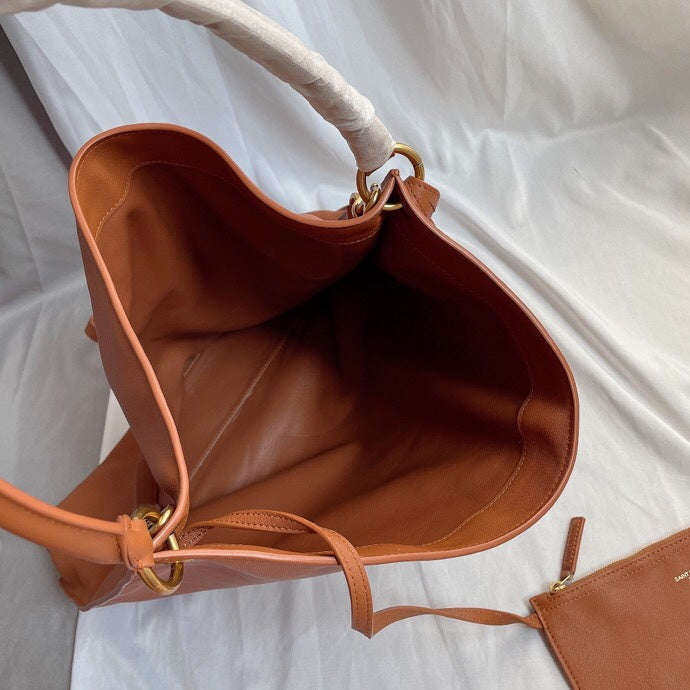 Amelia - YSL Bag - 3595
