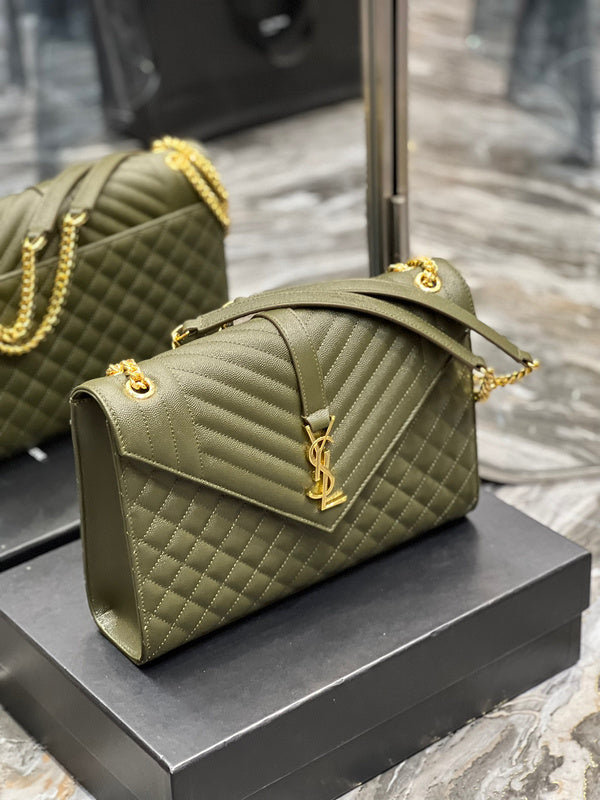 Amelia - YSL Bag - 1883