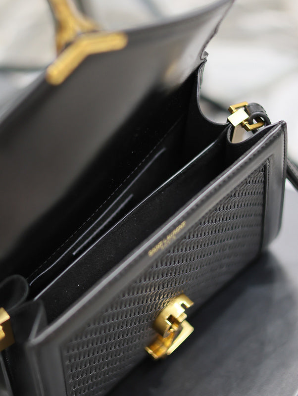 Amelia - YSL Bag - 1833