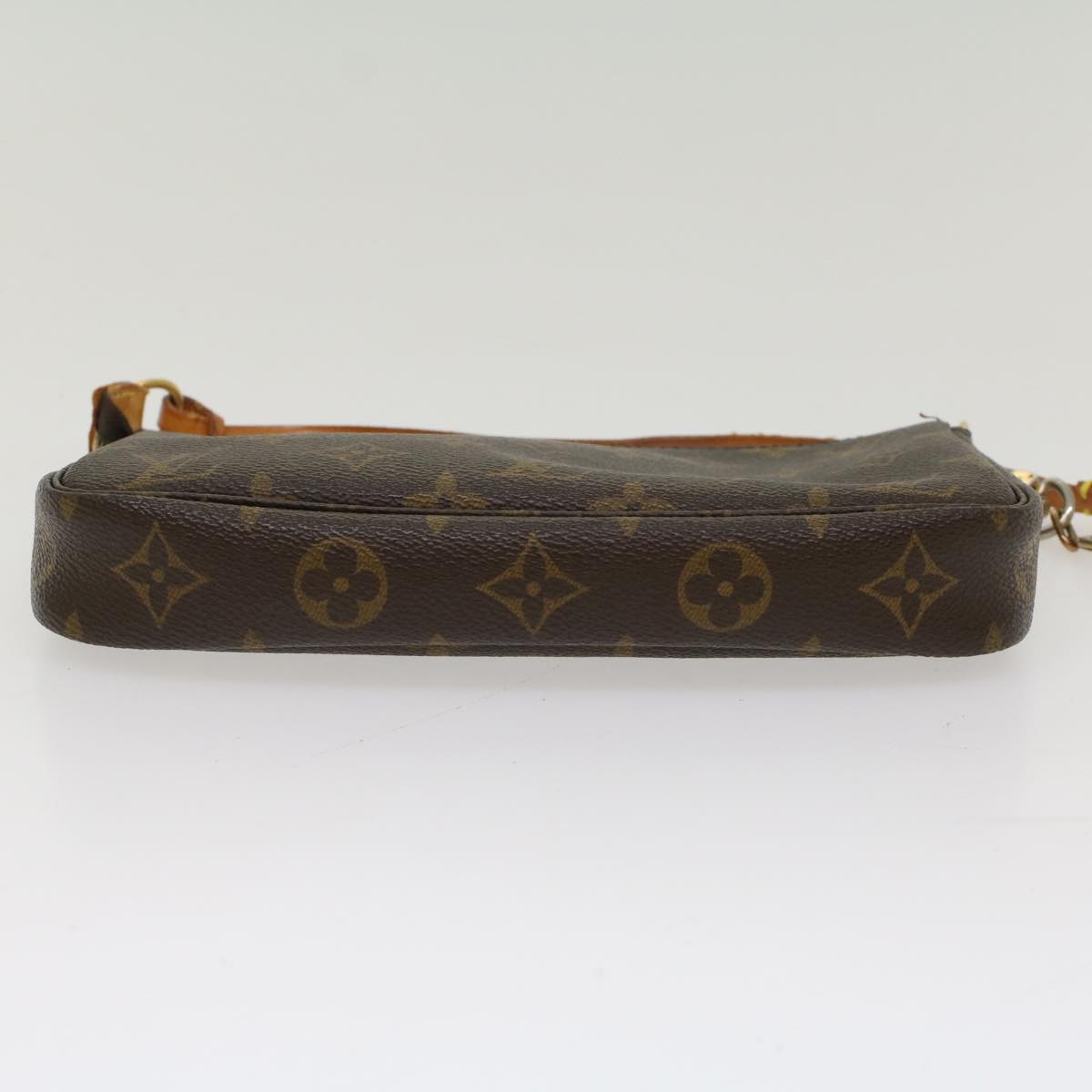 Louis Vuitton Pochette Accessoires  Canvas Clutch Bag