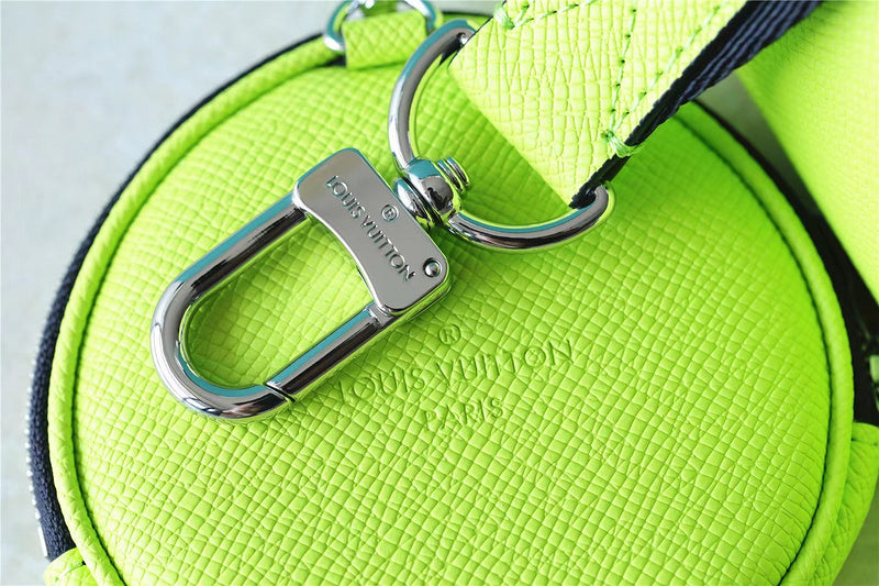 Fan Fashion Lu-Vi bags - 9946