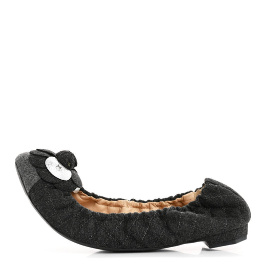 Amelia Tweed Quilted Camellia Cap Toe Ballerina Flats 40 Grey