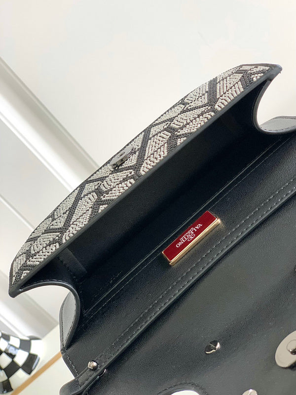 Amelia- VEL WOMEN LUXURY BAGS - 620
