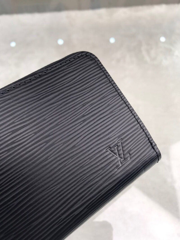Fan Fashion Lu-Vi bags - 9011