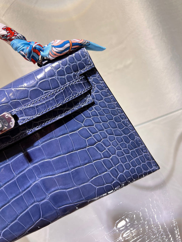 Amelia - HMS Bags - 1622