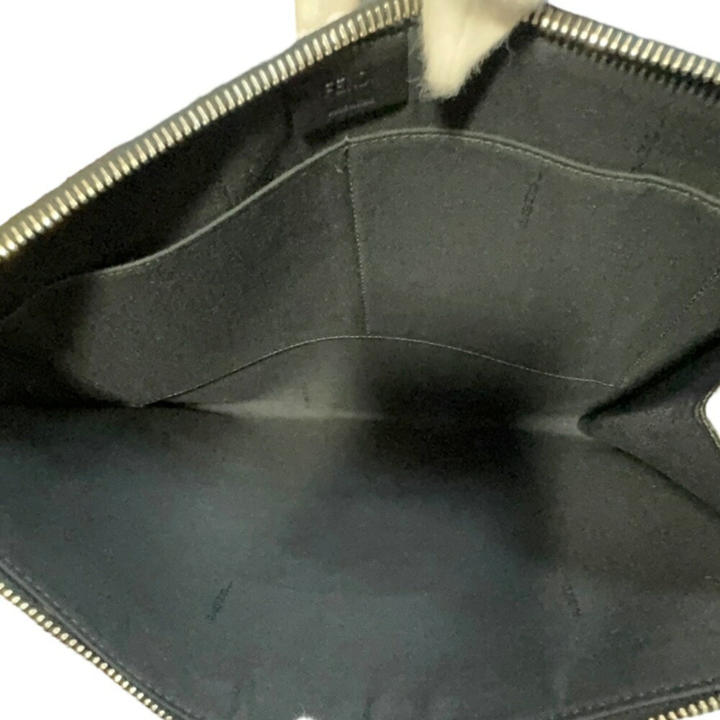 Fendi  Leather Clutch Bag (Pre-Owned)
