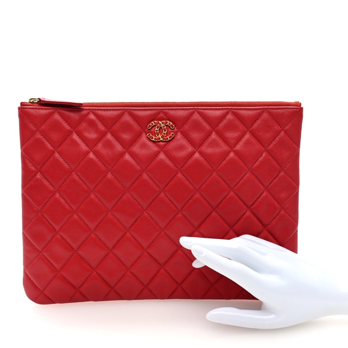 Amelia Lambskin Quilted 19 Medium Cosmetic Case Red