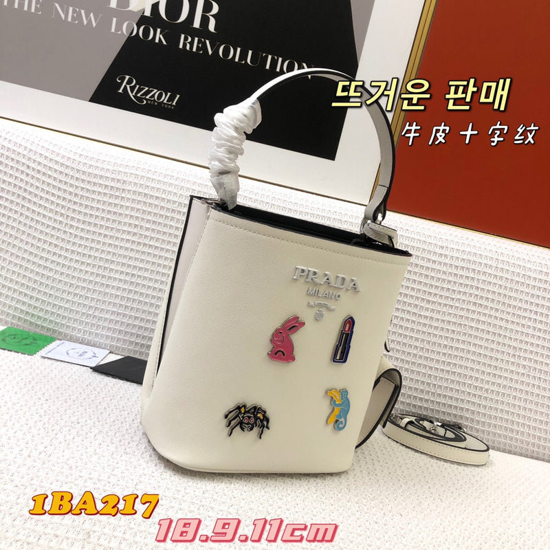 Amelia- PRDA  LUXURY BAGS - 605