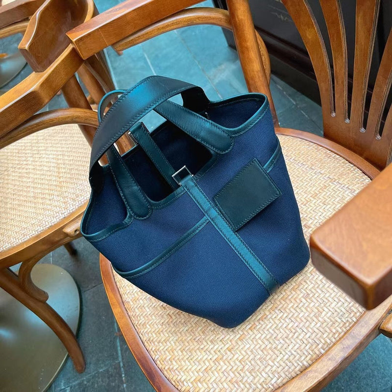 Amelia - HMS Bags - 1439