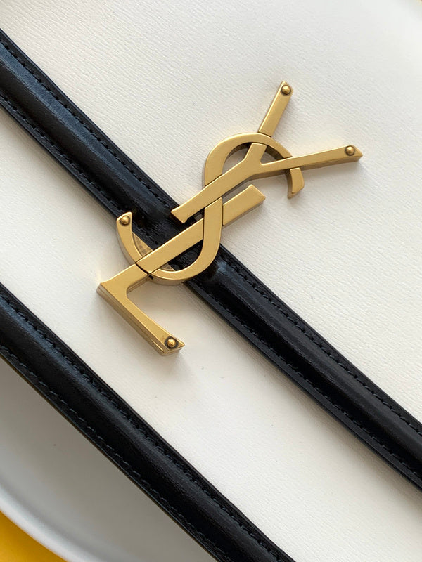 Amelia - YSL Bag - 2452
