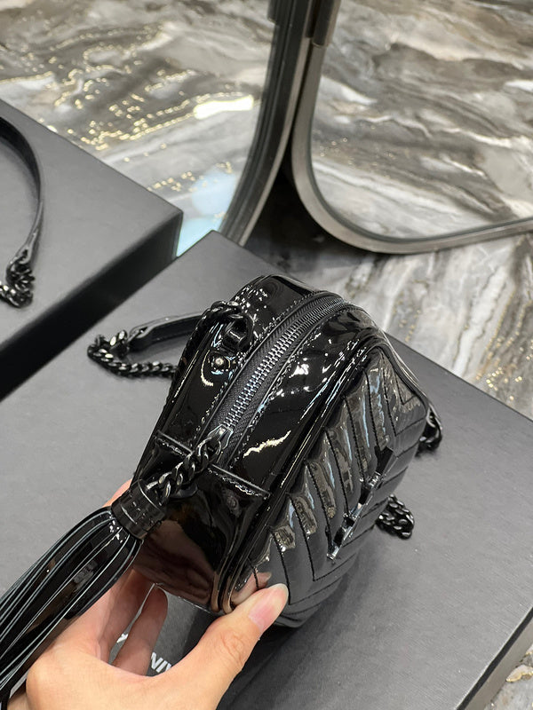 Amelia - YSL Bag - 1874