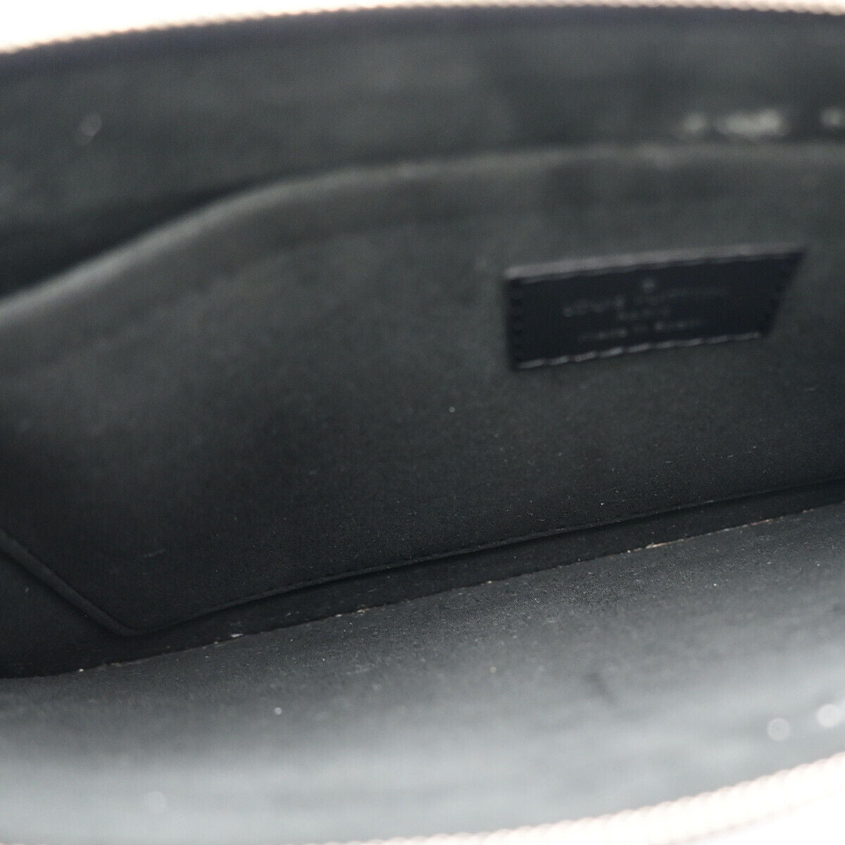 Louis Vuitton Neverfull Pouch  Leather Clutch Bag