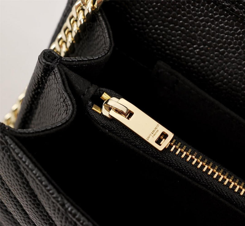 Amelia - YSL Bag - 2586