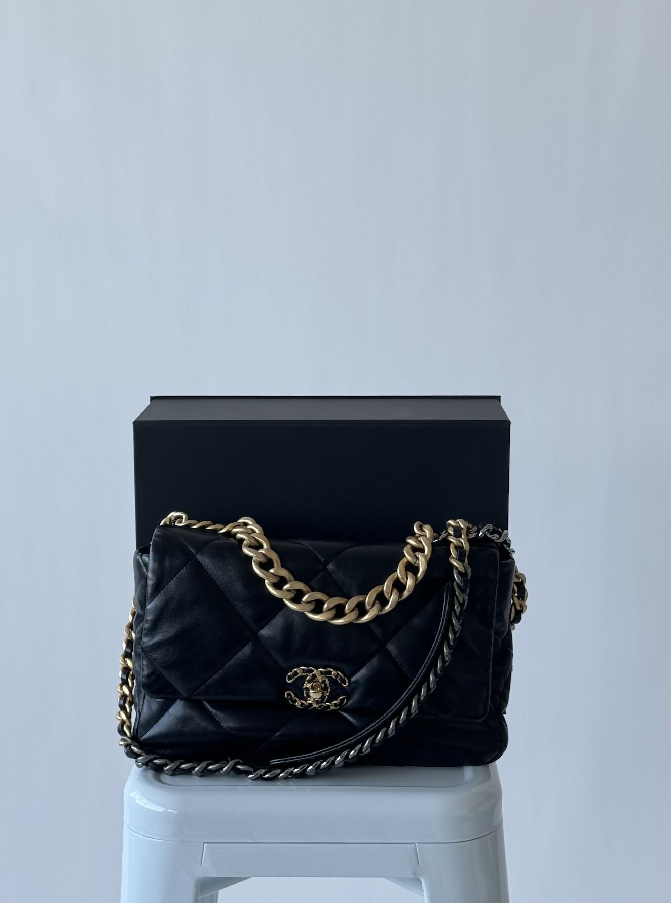 Chanel 19 Medium, Black Lambskin Leather - FULL SET