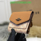 Amelia - CAH Wallet - 119