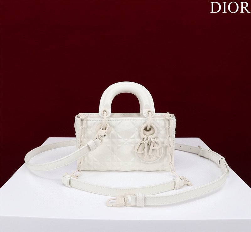 Amelia- DYOR DESIGNER BAGS - 1673