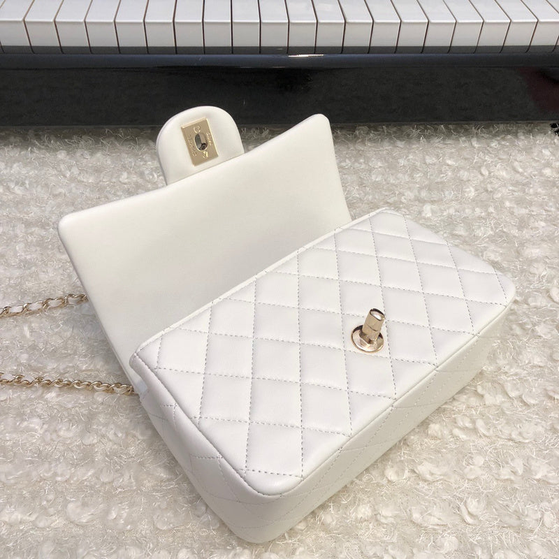 Wellow Bags - Chanel - Bags  - 823