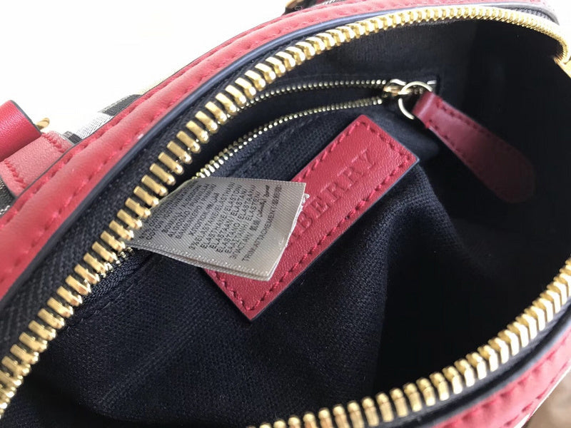 Burberry Bags - Bagsattire   274