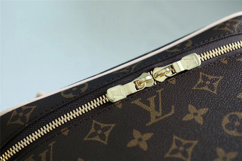 Fan Fashion Lu-Vi bags - 8004