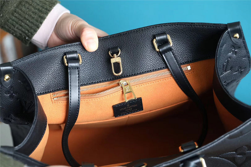 Fan Fashion Lu-Vi bags - 8657