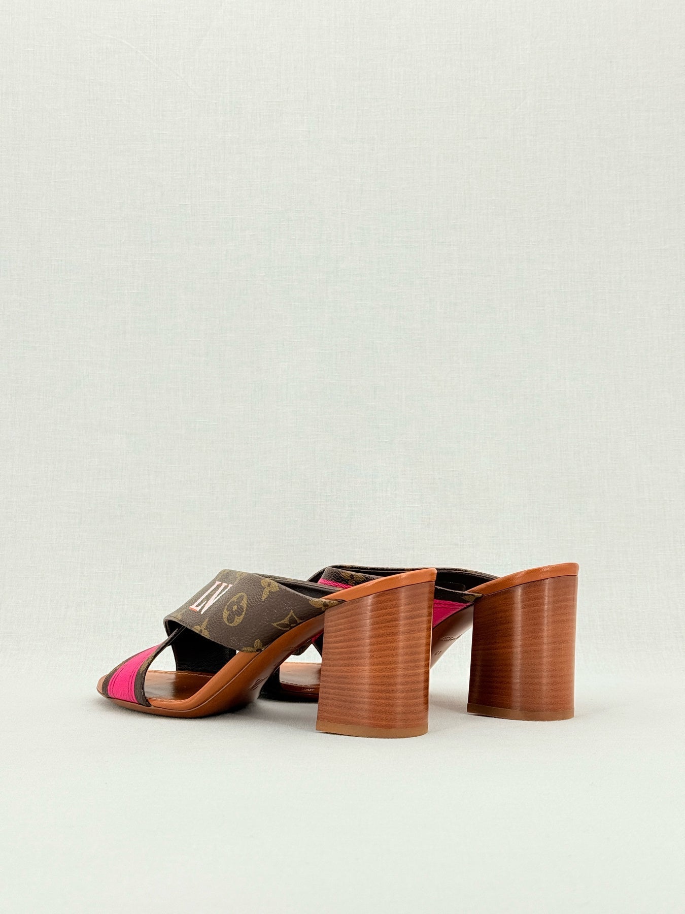 LOUIS VUITTON Panorama Monogram Size EU 41 Mules
