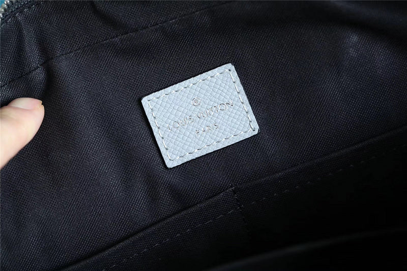 Fan Fashion Lu-Vi bags - 9848