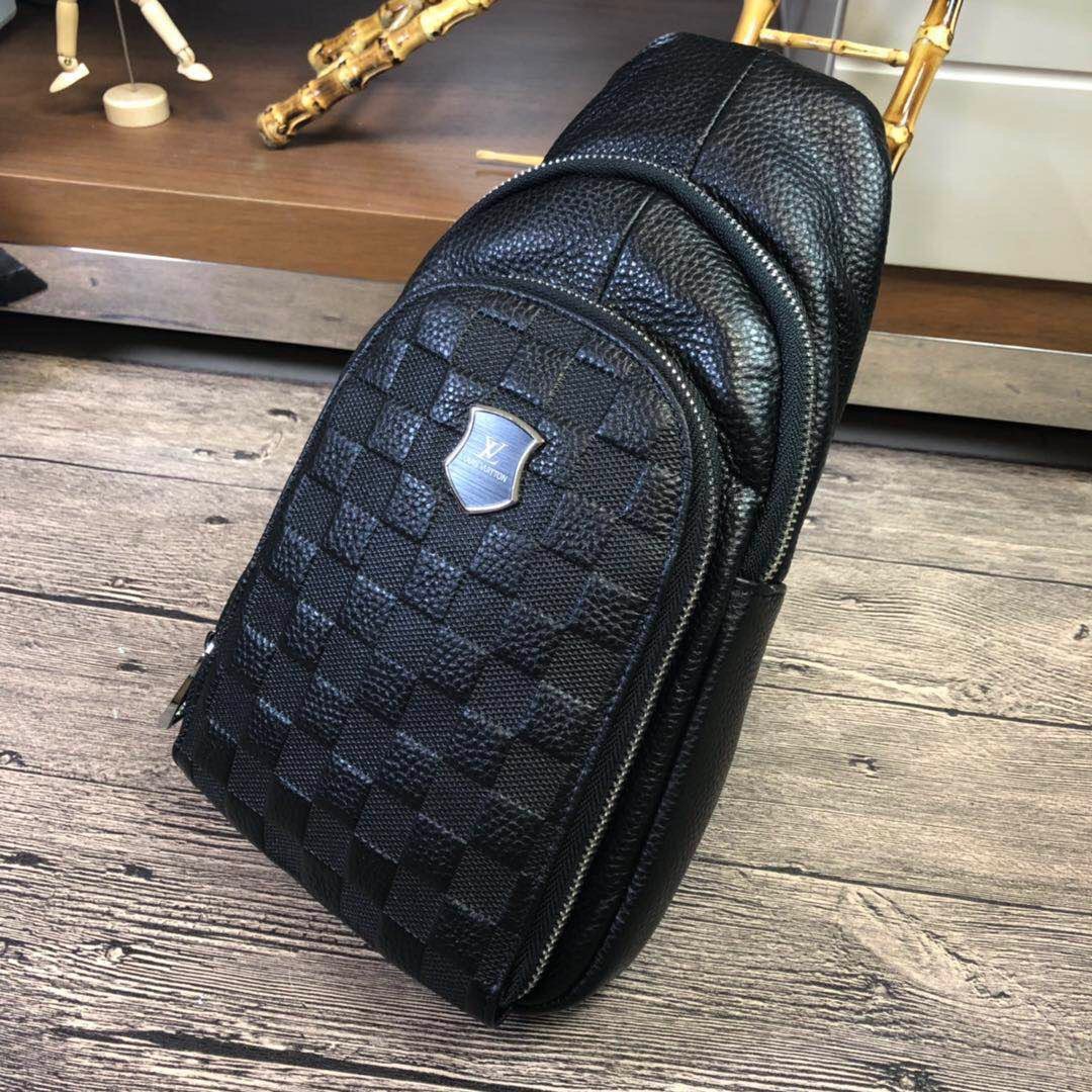 Luxury Handbags Louis Vuitton 170