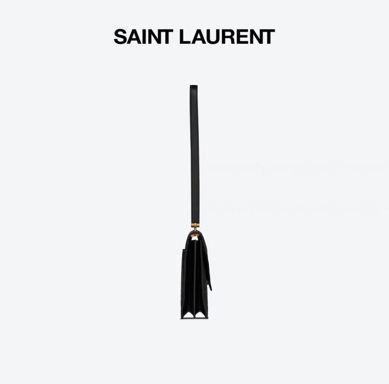 Amelia - YSL Bag - 3774