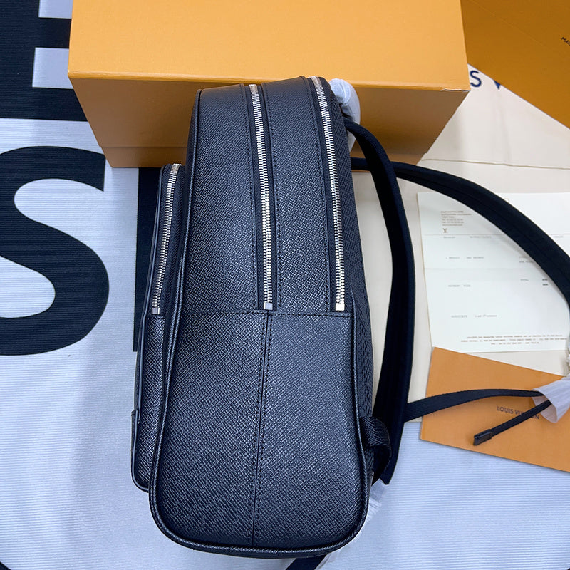 Fan Fashion Lu-Vi bags - 9596